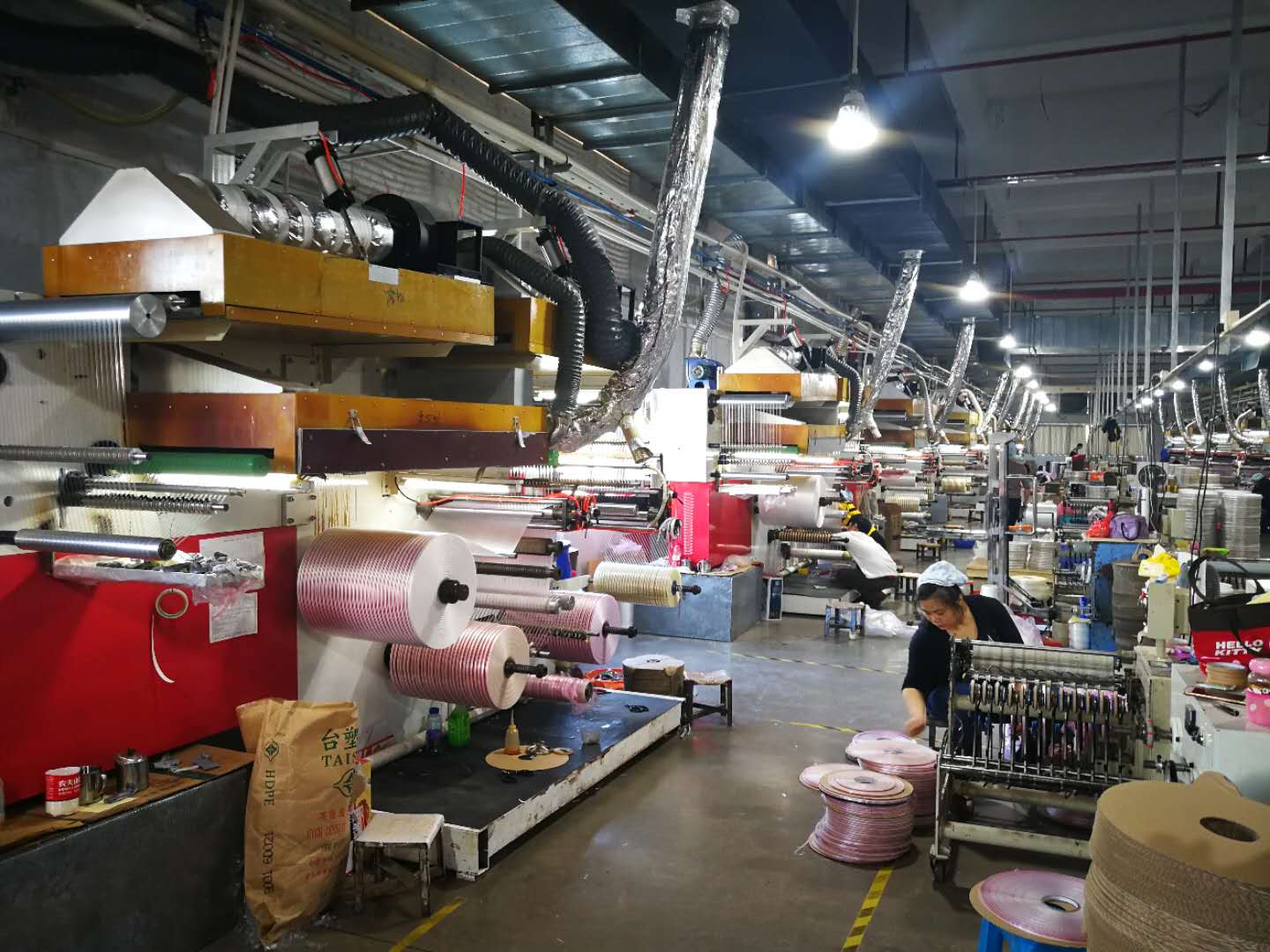 We moved to a new factory site in 2016(图2)